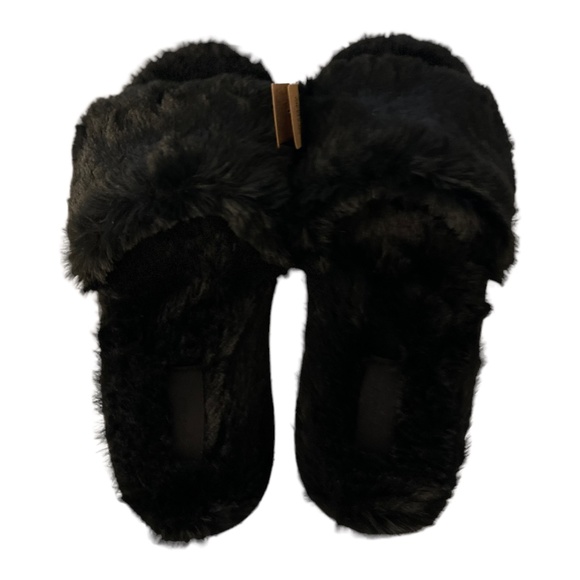 VS PINK Faux Fur Slippers Various Sizes Black - Picture 5 of 8